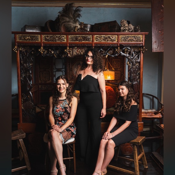 Meet your Posher, Jennifer - Picture 4 of 9